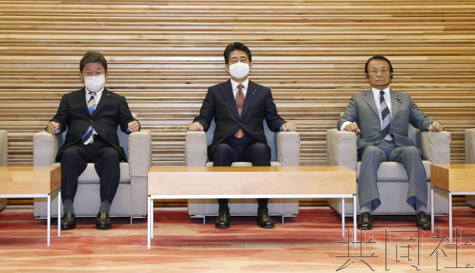 安倍任内日本工资上涨但贫富差距扩大