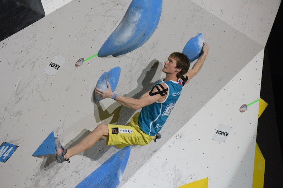 4 Japanese climbers make podium at Climbing World Cup, Hachioji