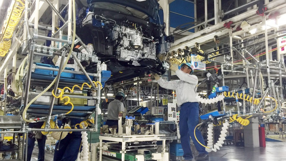 Japan eyes accepting more foreign workers in manufacturing industry