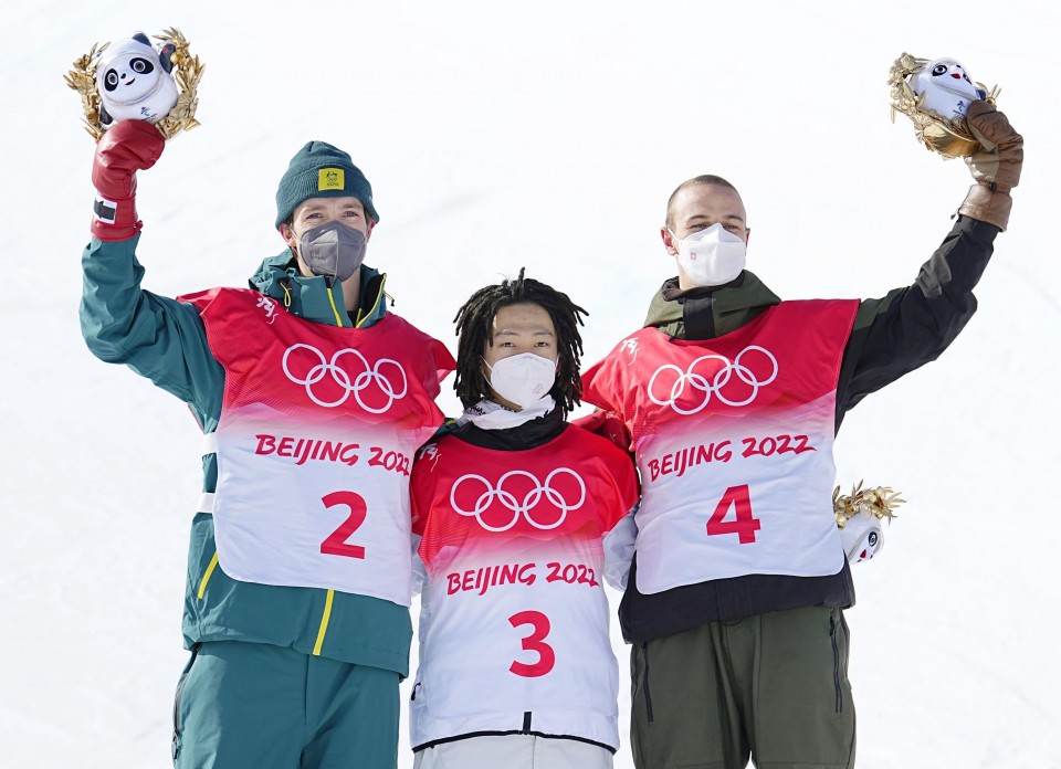 Hirano wins Olympic halfpipe gold