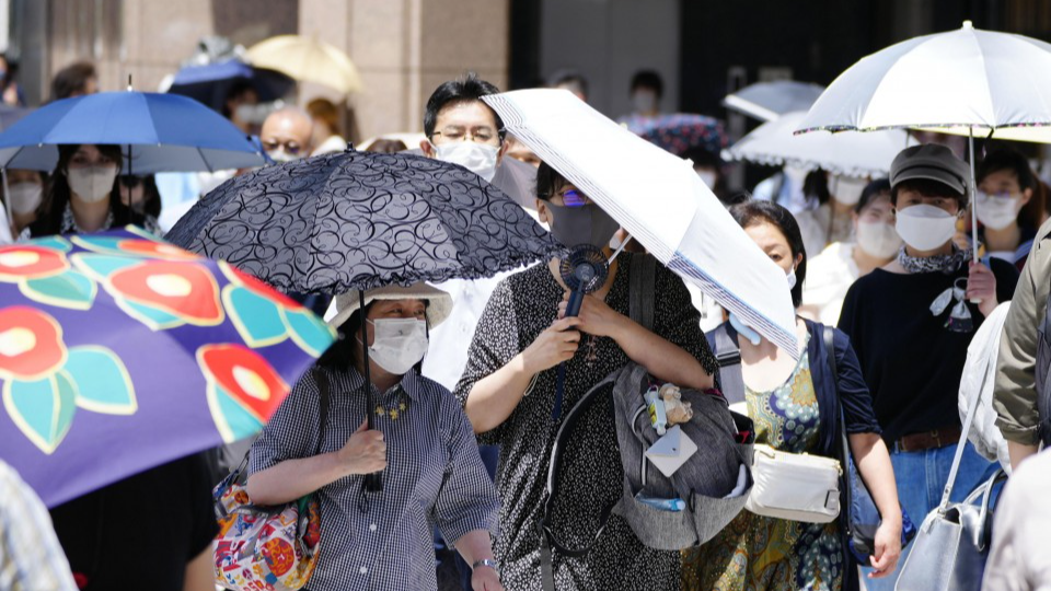 東京地方の猛暑の中、日本が停電警報を発令