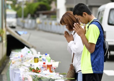 Water, gas supplies still cut in northern Osaka after deadly quake