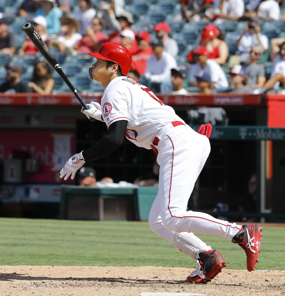 Ichiro and Yusei Kikuchi face massive media frenzy in first