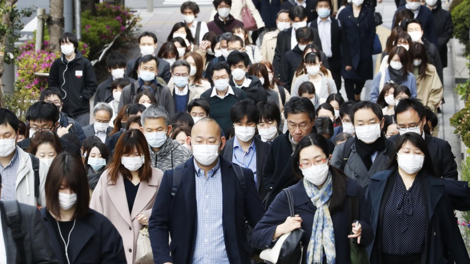 Tokyo sees daily record of over 200 coronavirus cases