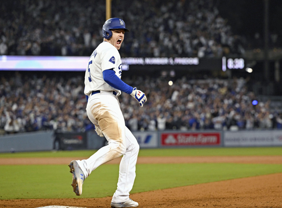 Baseball Ohtani doubles on World Series debut as Dodgers walk off
