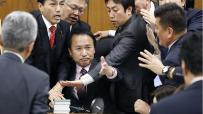 Ruling bloc pushes bill to expand foreign labor through lower house