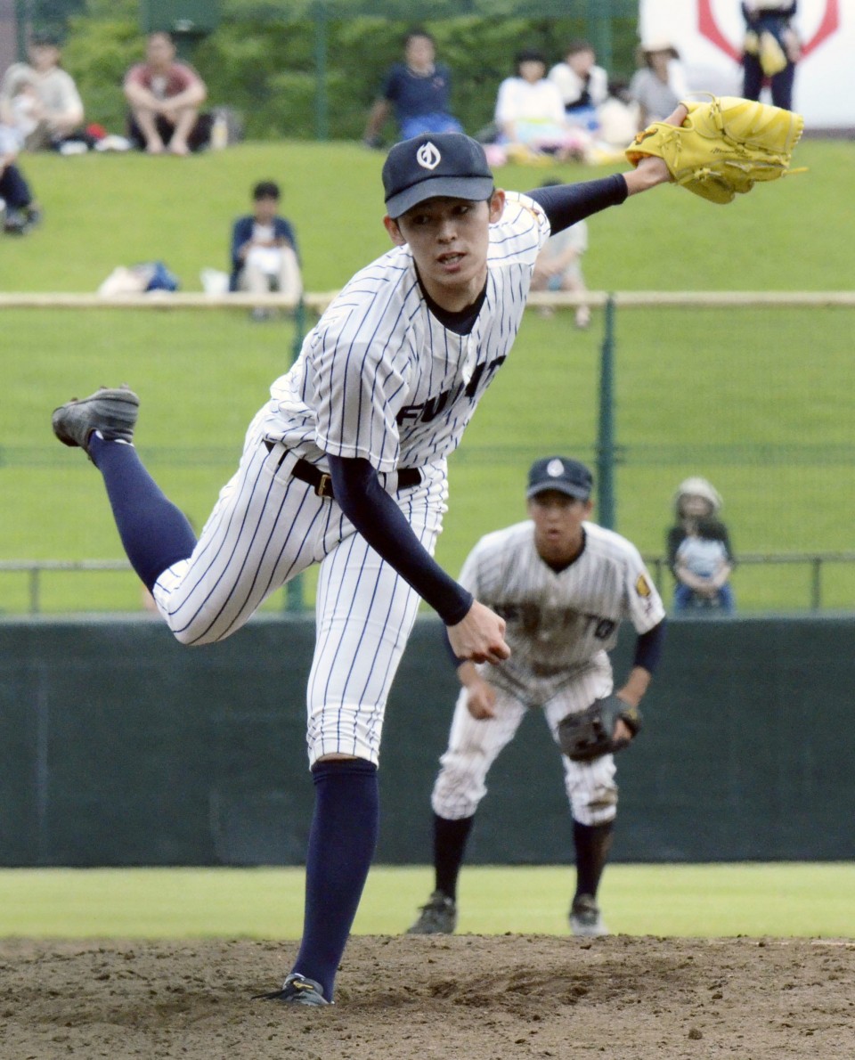 Baseball: Highly sought Japanese high school pitcher Roki Sasaki hits 160  kph