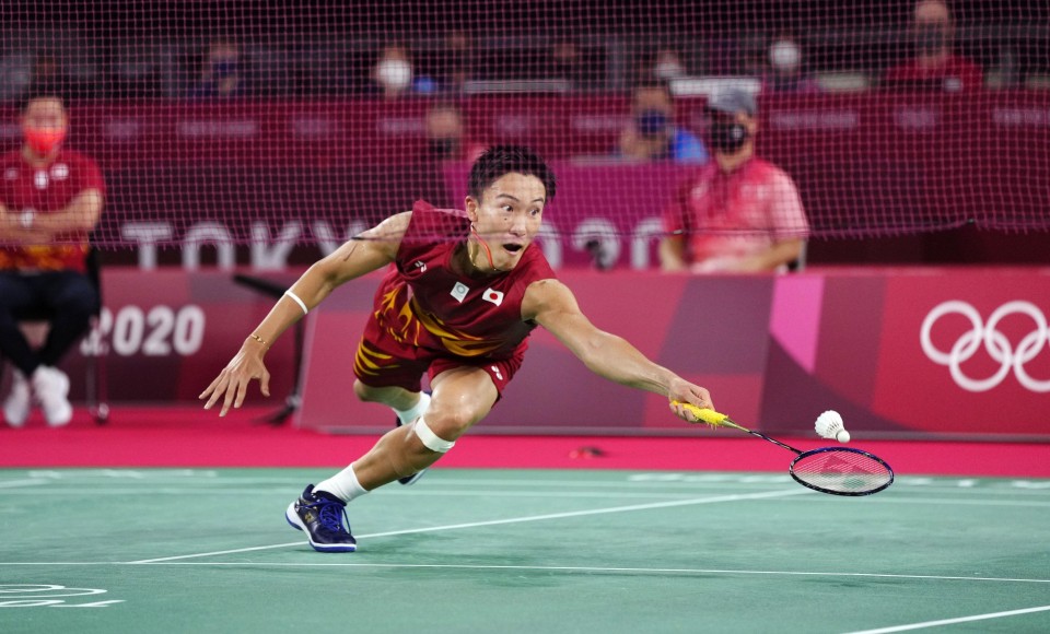 Olympics Japanese Men S Badminton Singles Top Seed Momota Knocked Out