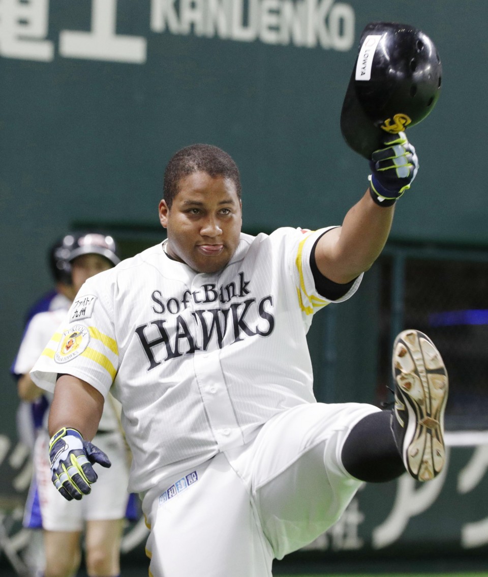 Baseball Despaigne home run propels Hawks past Fighters