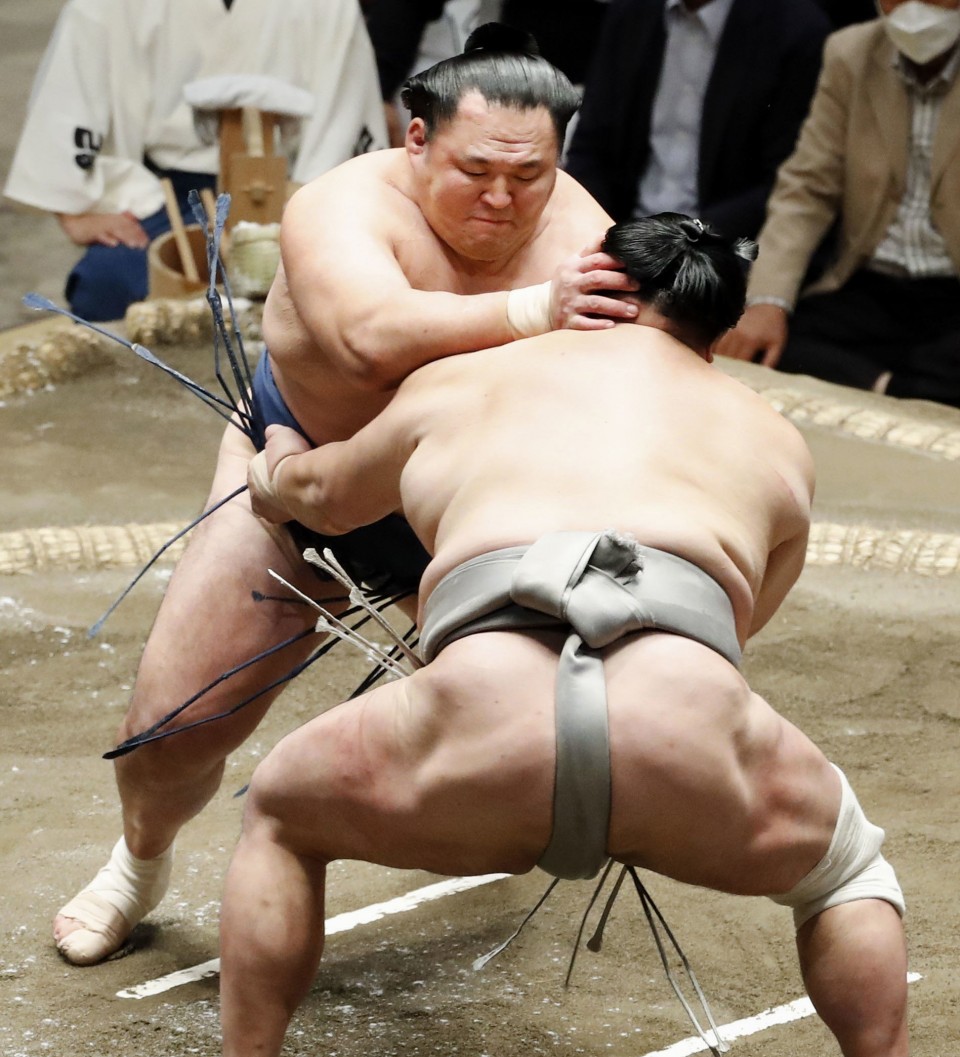 Sumo: Tamawashi secures 2nd championship with win over Takayasu