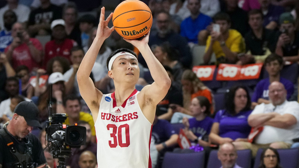 Basketball Keisei Tominaga wins U.S. college 3point contest