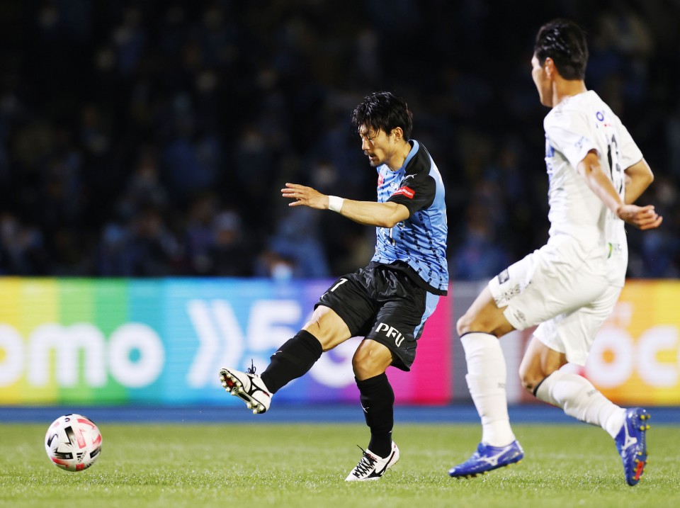 Football Kawasaki Frontale Crowned Champions After 5 0 Win Over Gamba