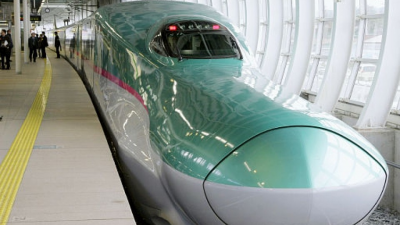 Bullet train ran with open door at 280 kph, none injured
