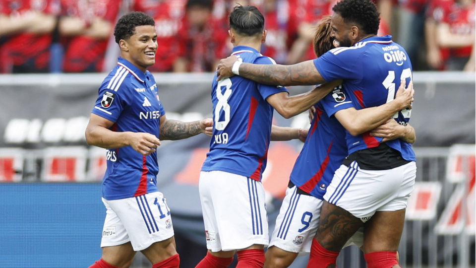 Football: Marinos stun Antlers as bottom beat top in J1 classic