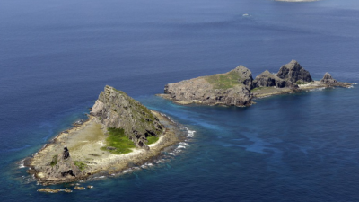 Chinese ships enter Japanese waters near Senkakus, 15th this year