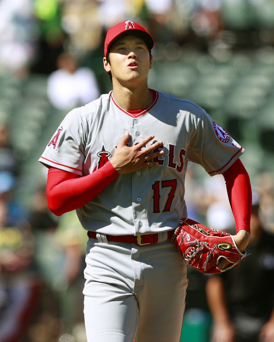 Shohei Ohtani named 2018 American League Rookie of the Year