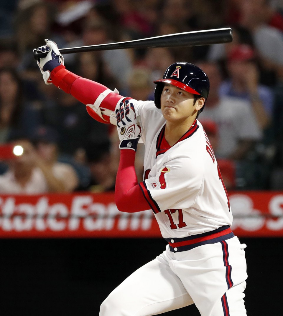 In Photos: MLB Rookie of the Year Ohtani returns to Japan［写真