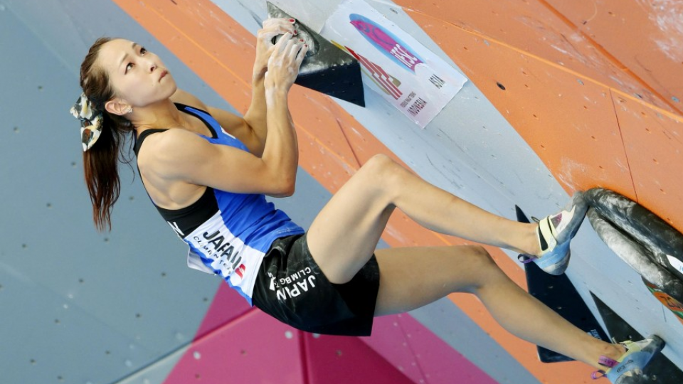 Asian Games Noguchi wins sport climbing gold in test ahead of Tokyo 2020