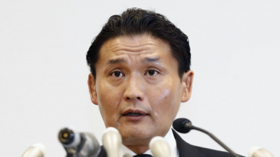 Ex-yokozuna Takanohana submits resignation to Japan Sumo Association