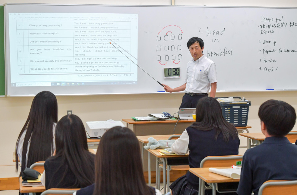 La politique gratuite du lycée du Japon peut provoquer l'exode des écoles publiques 2 photo l