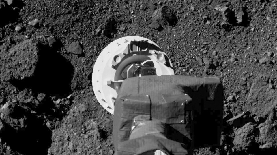 La sonda de la NASA recolectó una muestra de 250 gramos del asteroide Bennu