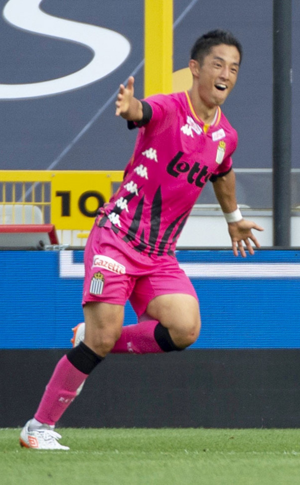 Anderlecht's Ryota Morioka celebrates after scoring the 2-0 goal