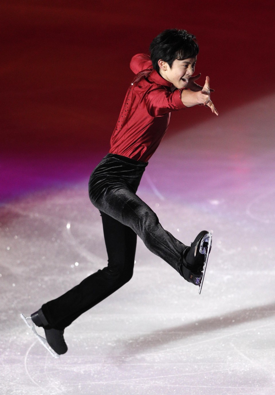 IN PHOTOS Figure skating All Japan Medalist on Ice