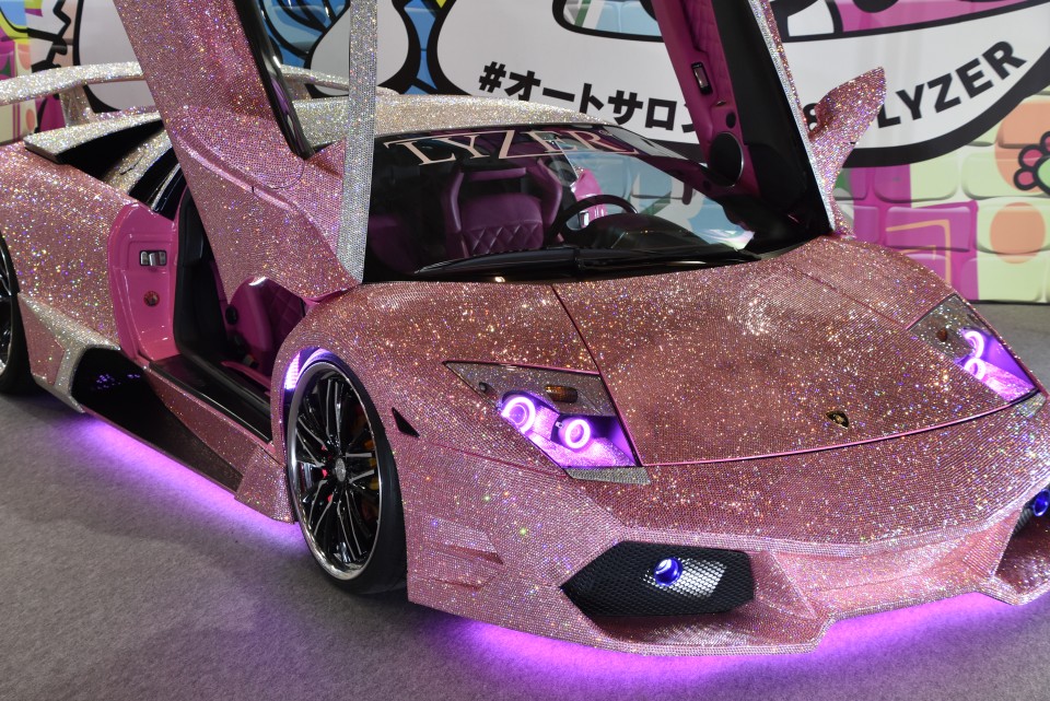 Pink Sparkly Lamborghini Aventador