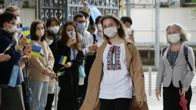 Ukrainian evacuee thanks Kyoto university for chance to study