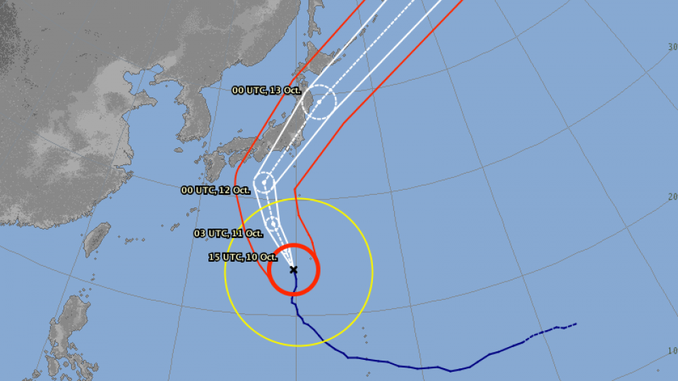 Powerful typhoon may hit Japan on weekend