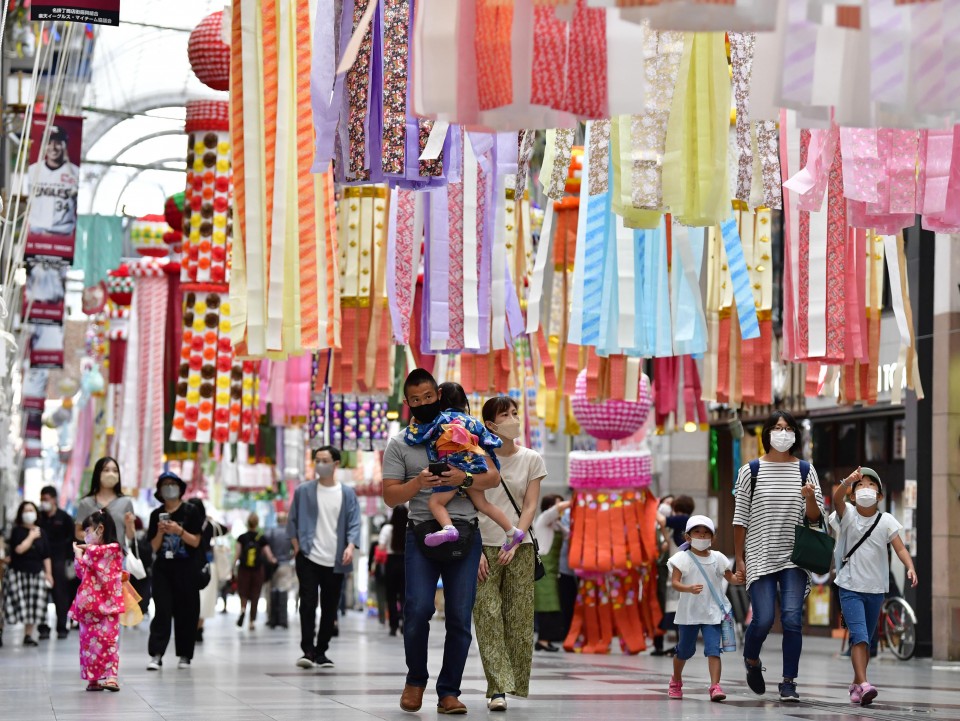 Sendai star festival draws large crowds despite fresh COVID wave