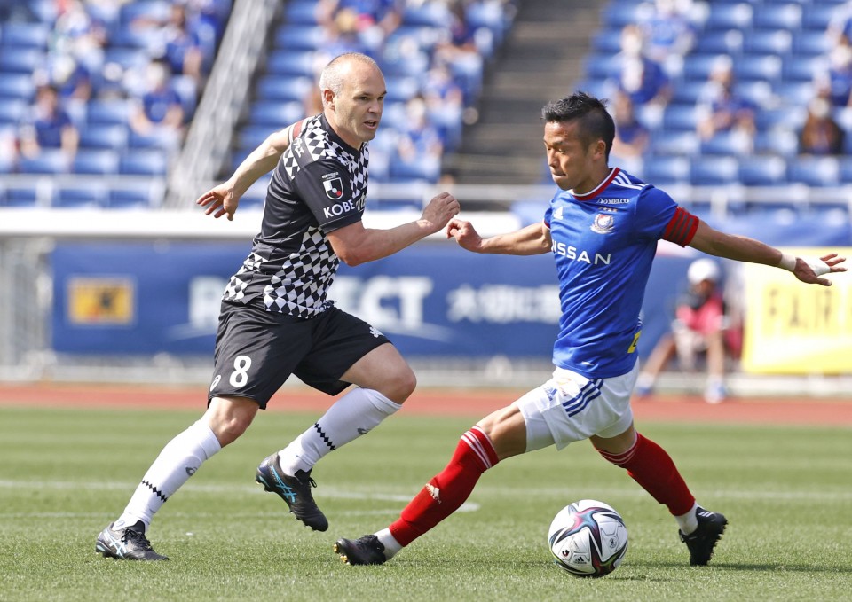 Football Marinos Sink Vissel 2 0 In Andres Iniesta S J1 Return