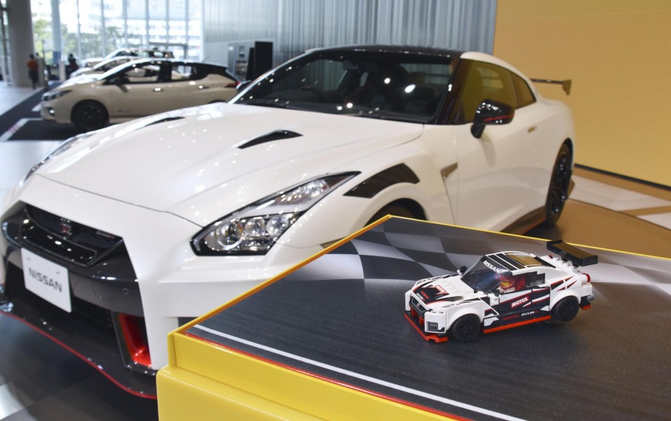 Lego To Roll Out Nissan Gt R Replica In 1st Japanese Car Partnership