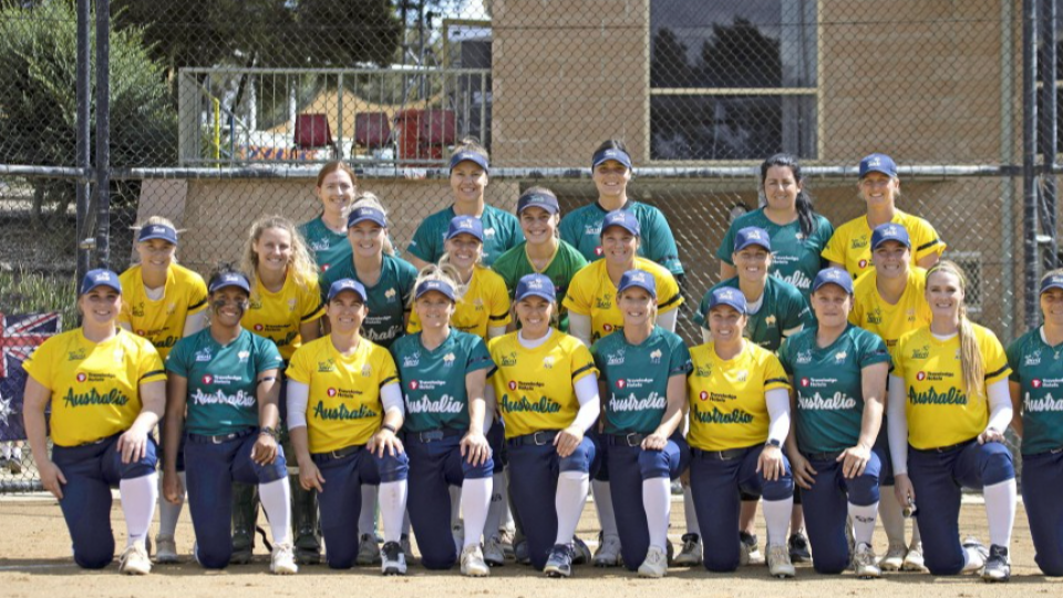 Softball Aussie team prepares to touchdown in Tokyo ahead of Olympics