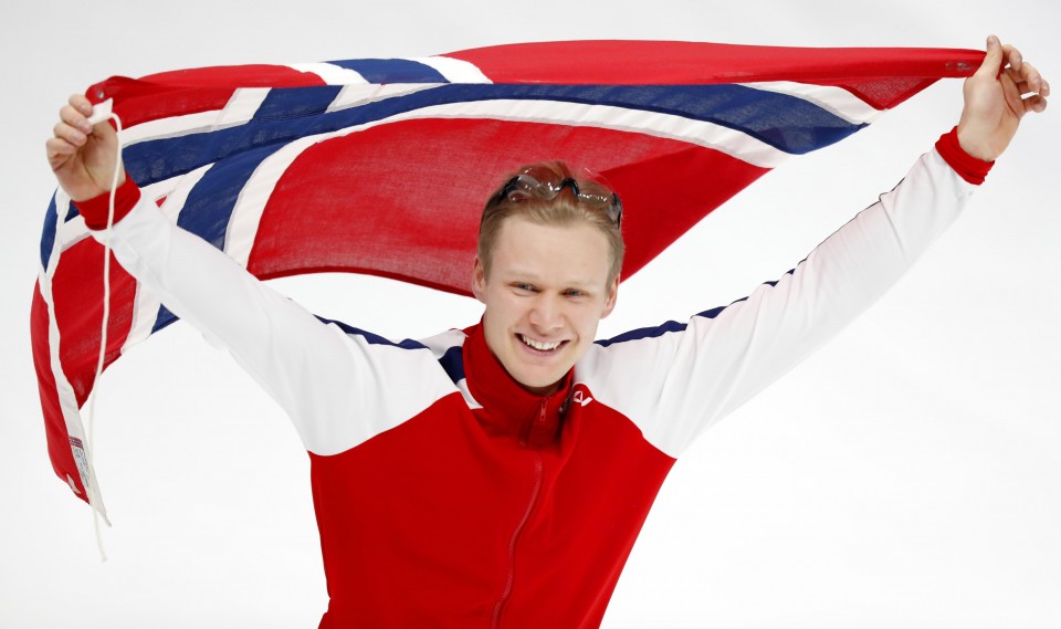 Havard Lorentzen Wins 500m Speedskating Gold; Latest Women Team Pursuit Results