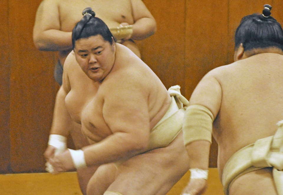 Sumo: Kotozakura making extra efforts to retain ozeki rank