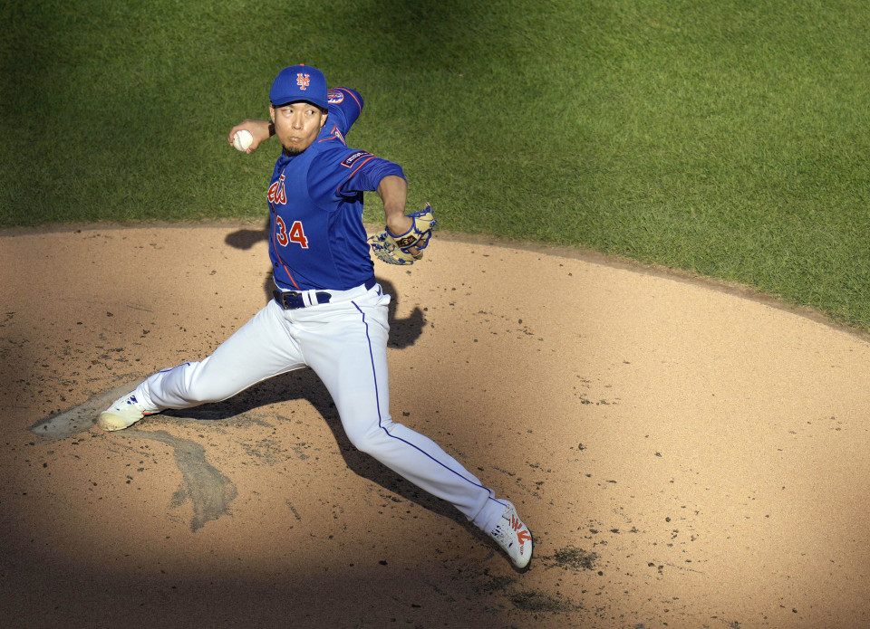 New York Mets' Kodai Senga (34), of Japan, during the first inning