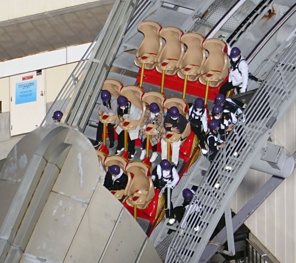 Riders temporarily stranded again on Osaka theme park roller coaster