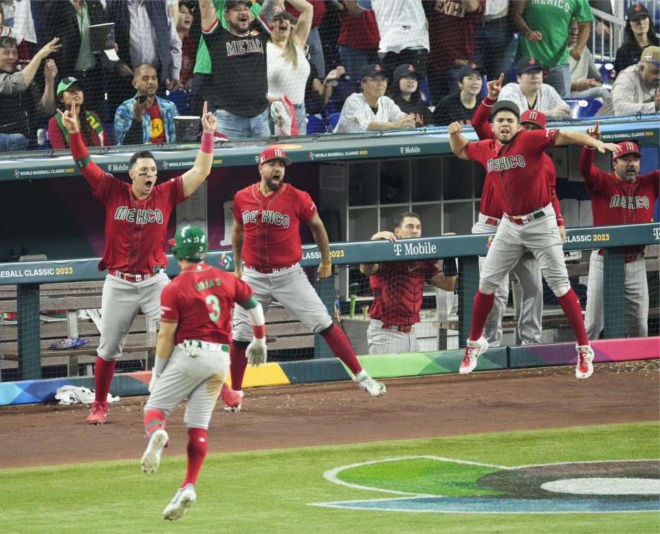 World Baseball Classic: Japan advances to final with walk-off win over  Mexico