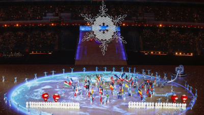 "Peace" Paralympics close as Ukraine war looms large