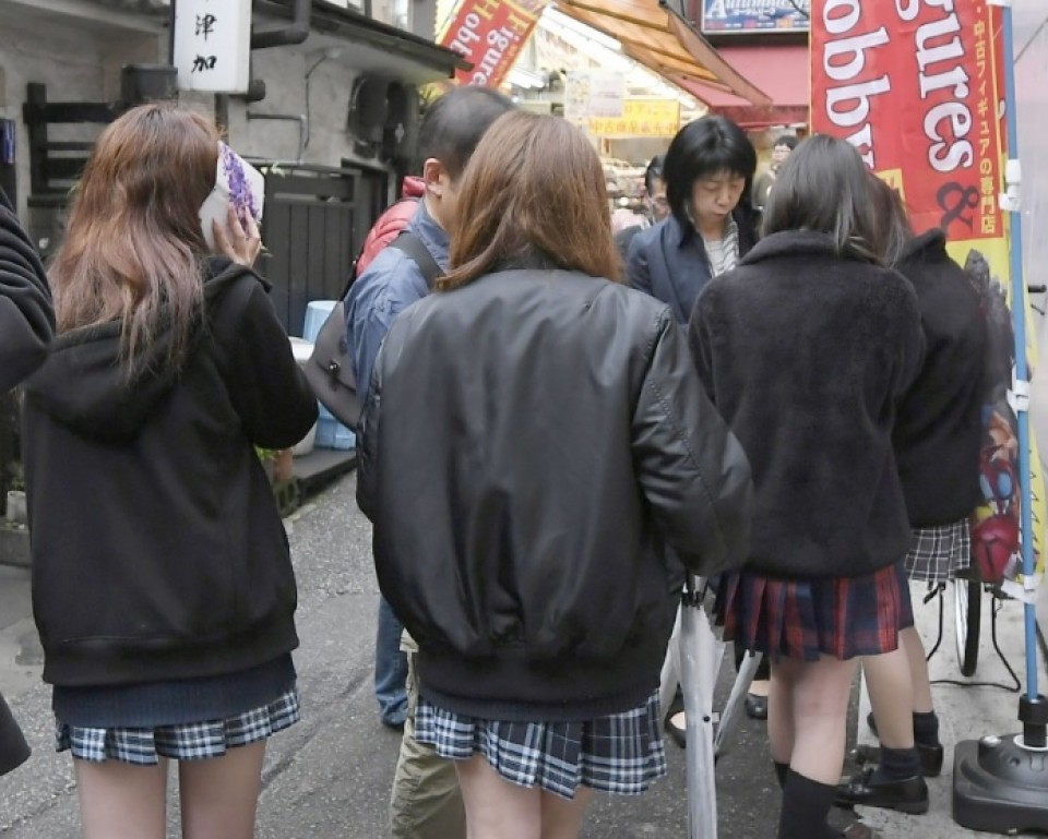 Japani Local School Girls Xxx Jabardasti - Tokyo gov't aims to curb exploitative schoolgirl dating services