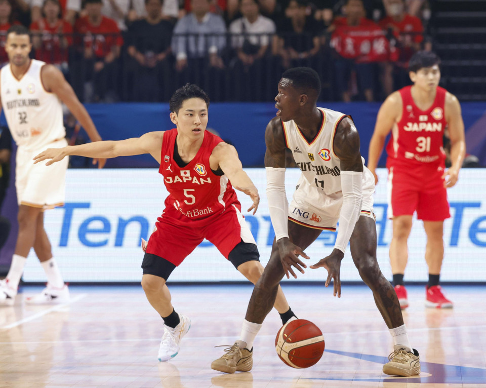 Basketball: Germany shoots down Japan in World Cup opener